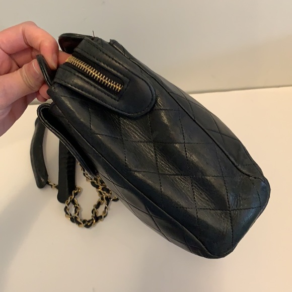 SOLD Chanel vintage shopping tote flap bag - Picture 6 of 12